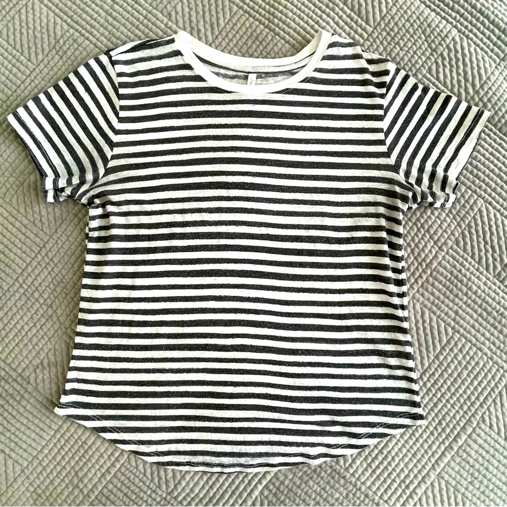 Z Supply T-Shirt size medium
